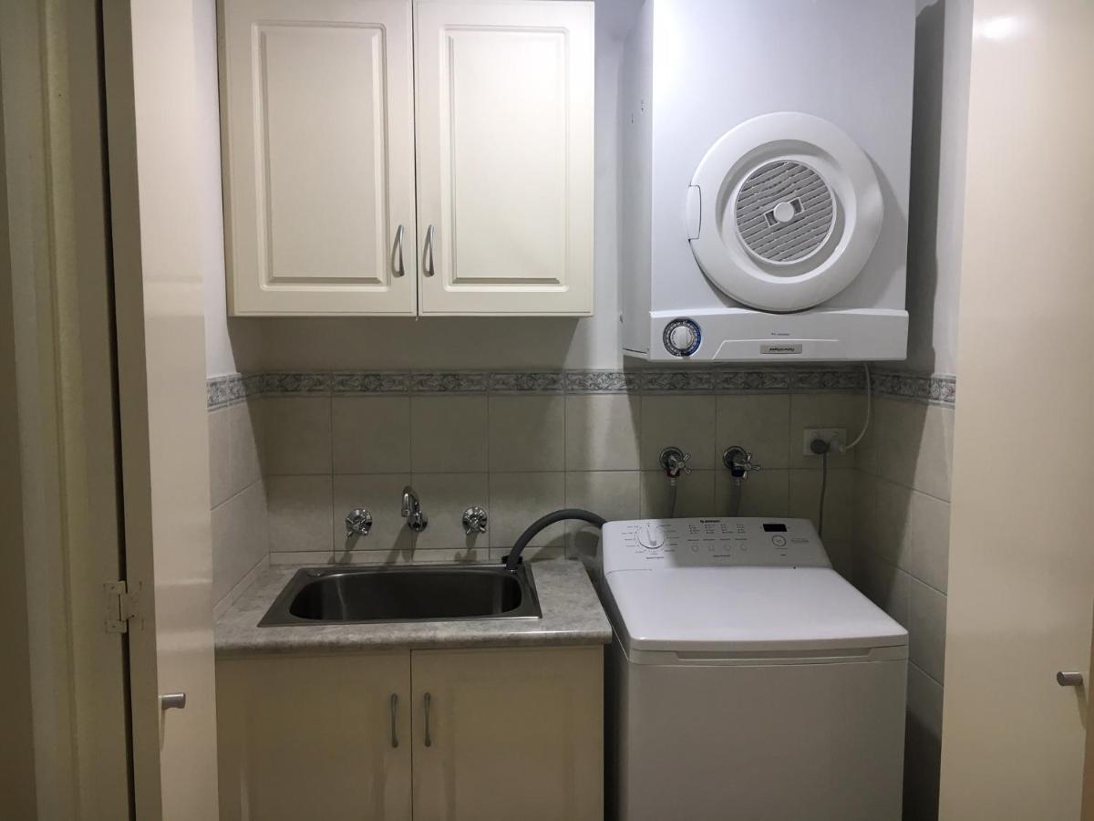 West End Apartments Фримантл Экстерьер фото