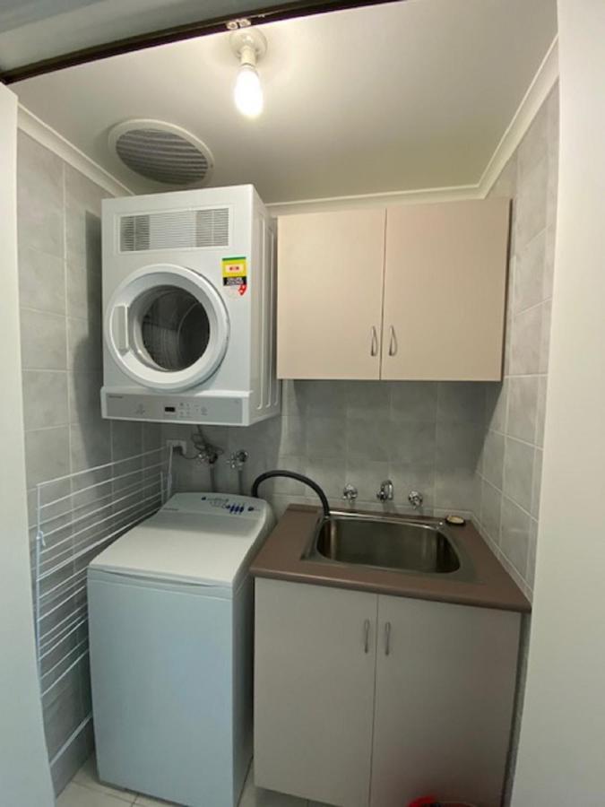 West End Apartments Фримантл Экстерьер фото